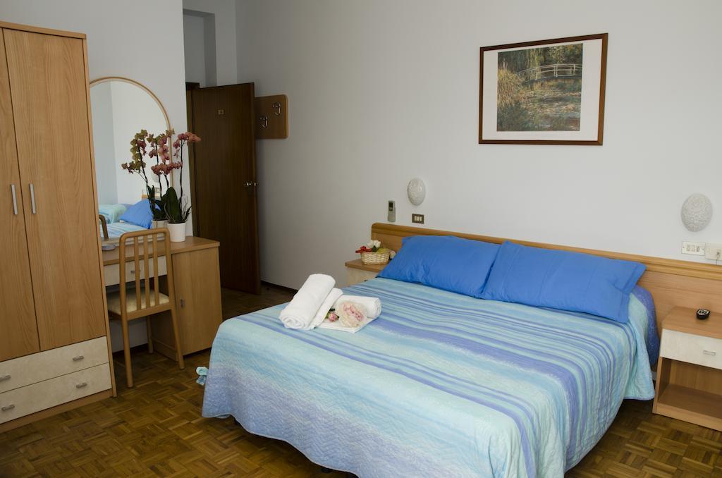 Hotel Consul Milano Marittima Camera foto